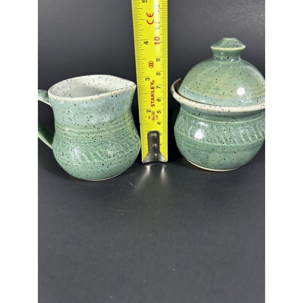 Signed Studio Art Pottery Cream And Sugar On Serving Tray Green Speckled Glaze - Picture 11 of 11